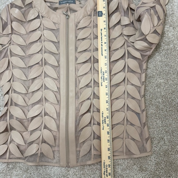 Bagatelle Women's Faux Leather Leaf Mesh Zip-Up Jacket Size X-large Beige‎ Taupe - Picture 12 of 13